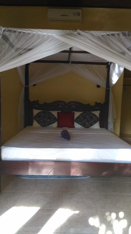 Santa Fe Homestay & Warong Amed Kültér fotó