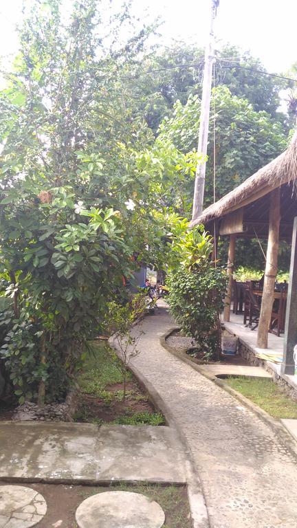 Santa Fe Homestay & Warong Amed Kültér fotó