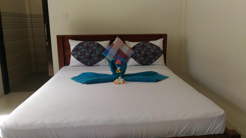 Santa Fe Homestay & Warong Amed Kültér fotó